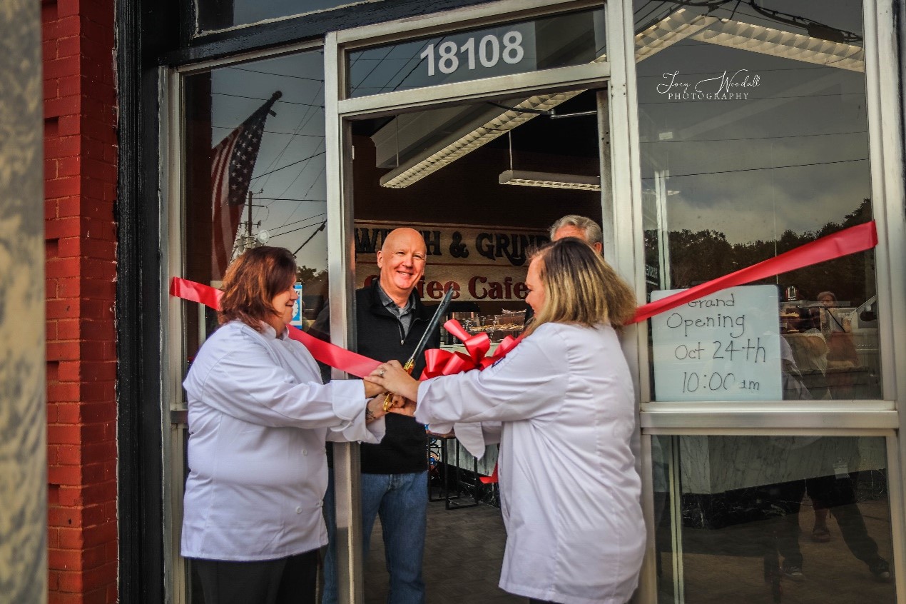 18108 Main St, Switch & Grind - Grand Opening